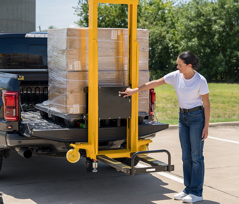 How to Load Heavy Equipment Onto a Pickup Truck