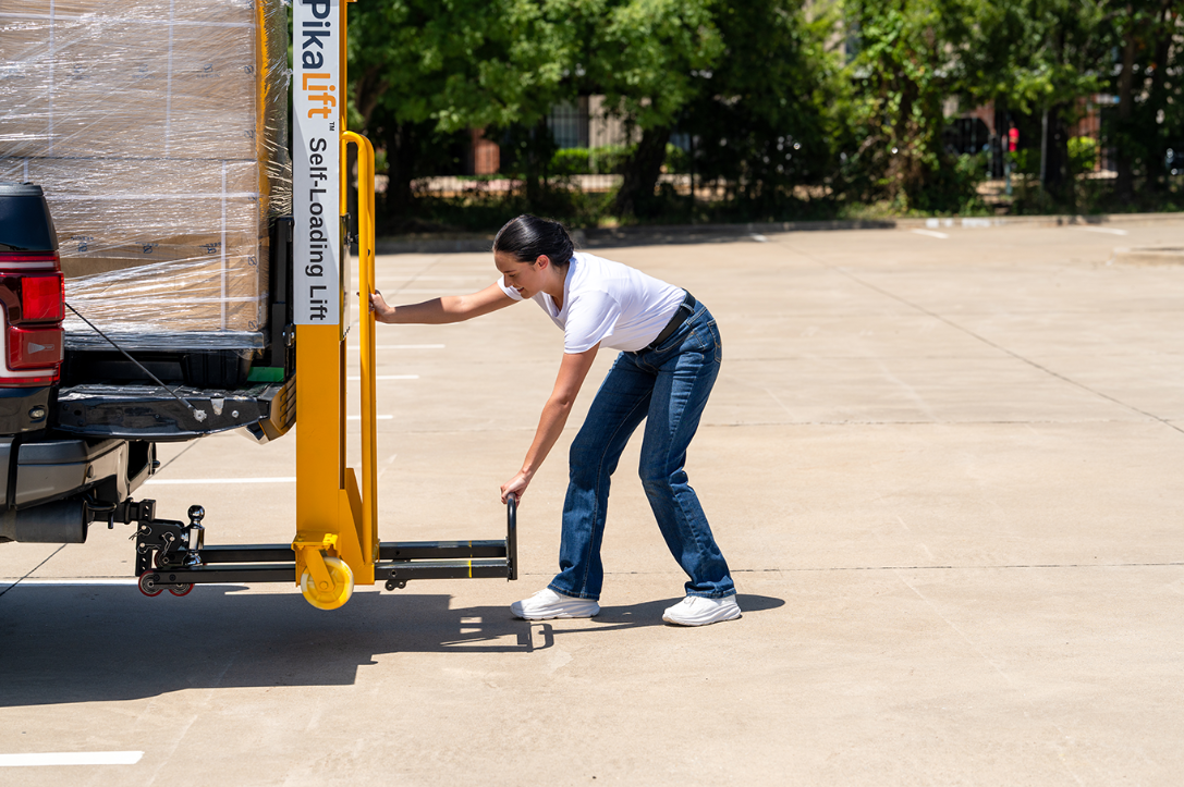 PikaLift PK510 — Pickup Truck Loading Lift